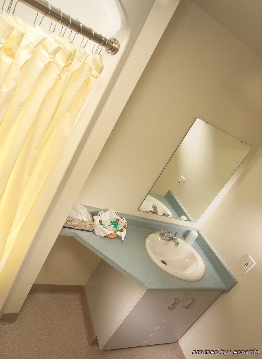 Residence & Conference Centre - ฮามิลตัน ภายนอก รูปภาพ